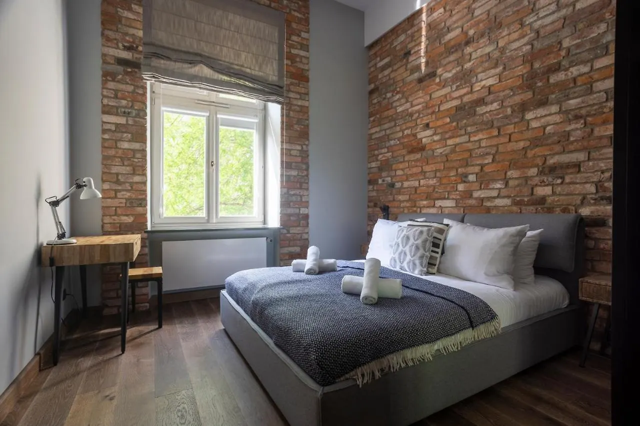 Tyzenhauz Apartments Superior Краков 0*,  Польша