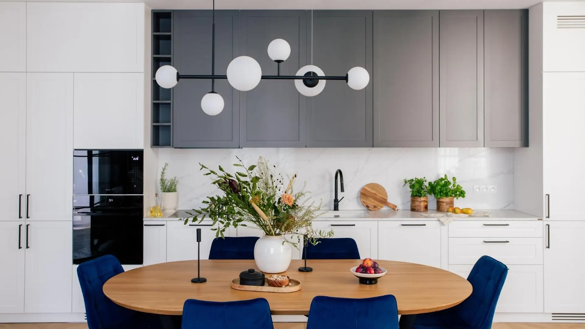 Tyzenhauz Apartments Superior Краков