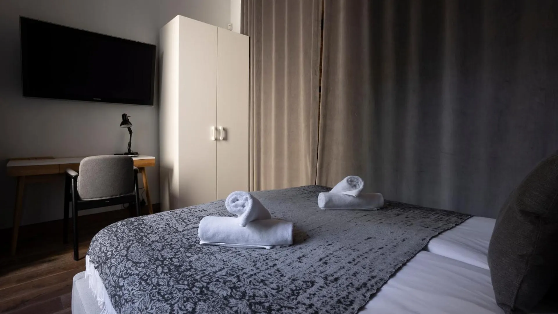 Tyzenhauz Apartments Superior Krakau Polen