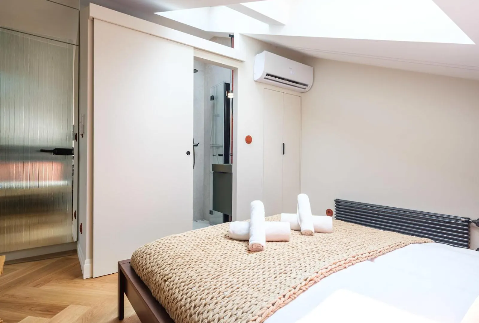 Tyzenhauz Apartments Superior Краков