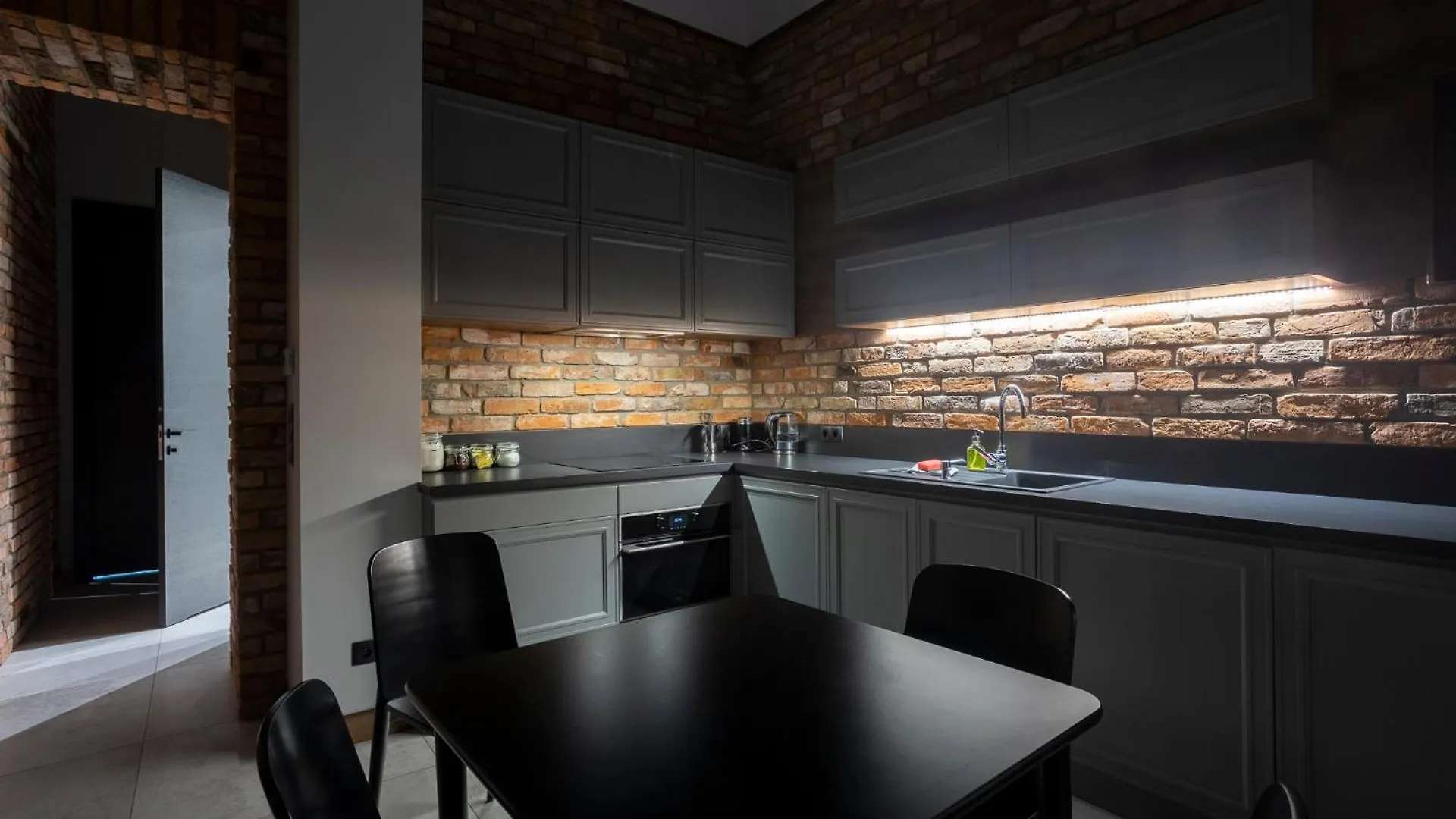 Tyzenhauz Apartments Superior Krakow Poland