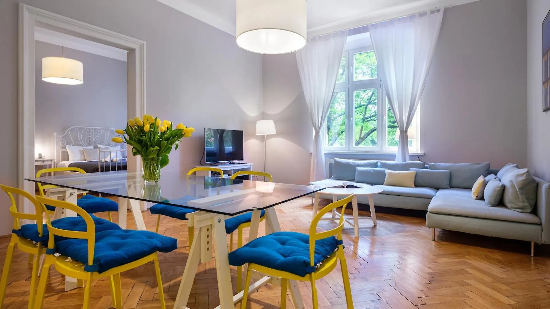 Tyzenhauz Apartments Superior Krakow 0*,  Poland