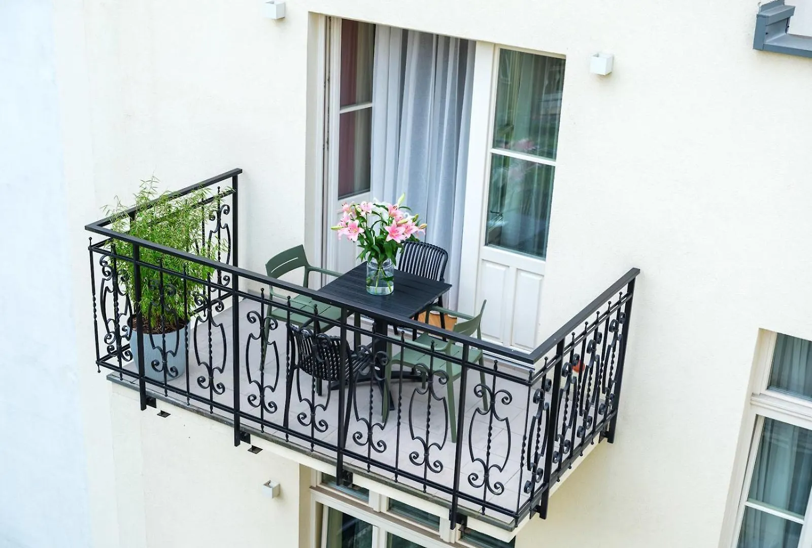 Tyzenhauz Apartments Superior Cracovia Polonia